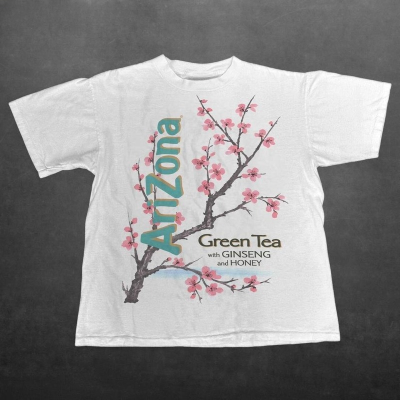 Collectible Vintage T Shirts - Kaos Cetak Bunga Sakura Vintage Y2K