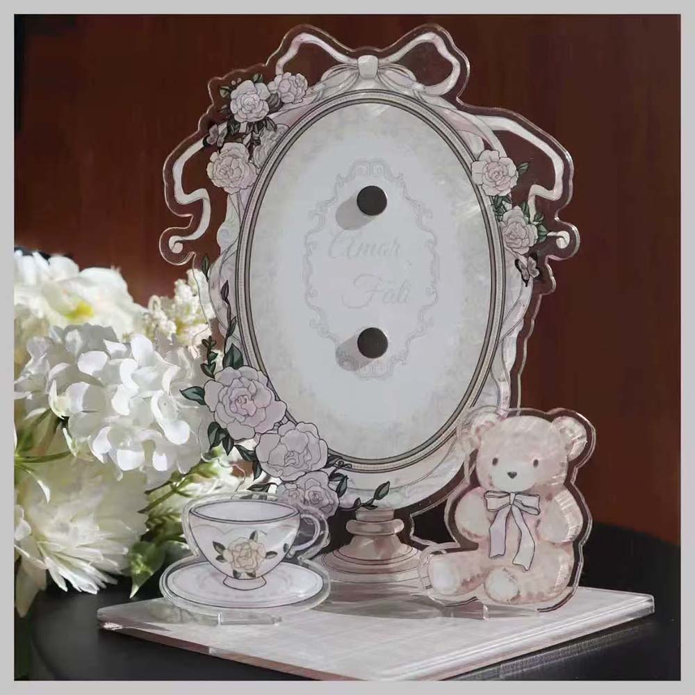 Bingkai Display Badge Akrilik  - Collectible Vintage Photos ulasan dan harga